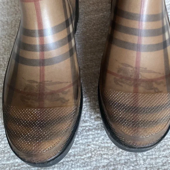 Burberry Tall Classic Rain Boots - Picture 2 of 6